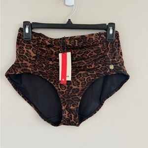 NWT Popilush Medium High Waisted Ruched Bikini Bottom Resortwear Tummy Control